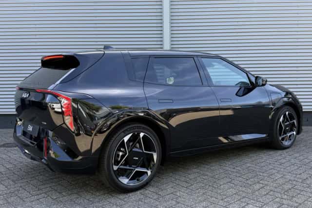 Kia EV4 (2026) thumbnail 5