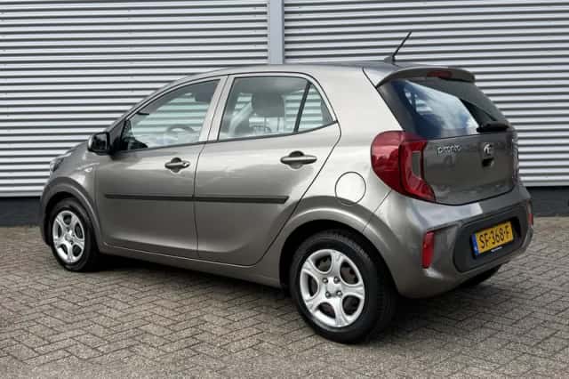 Kia Picanto (2018) thumbnail 3