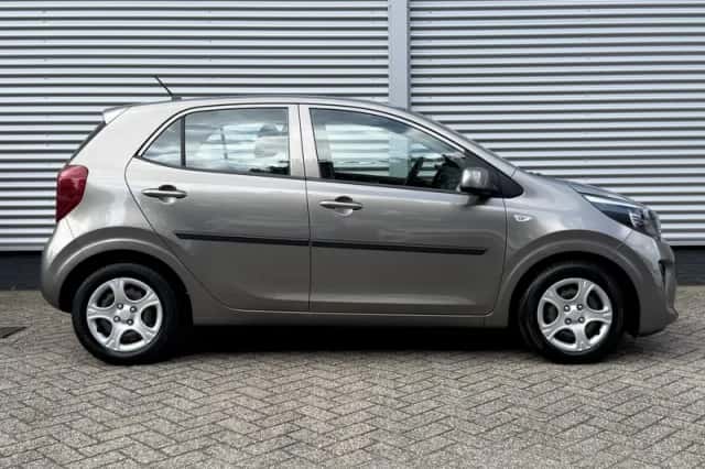 Kia Picanto (2018) thumbnail 6