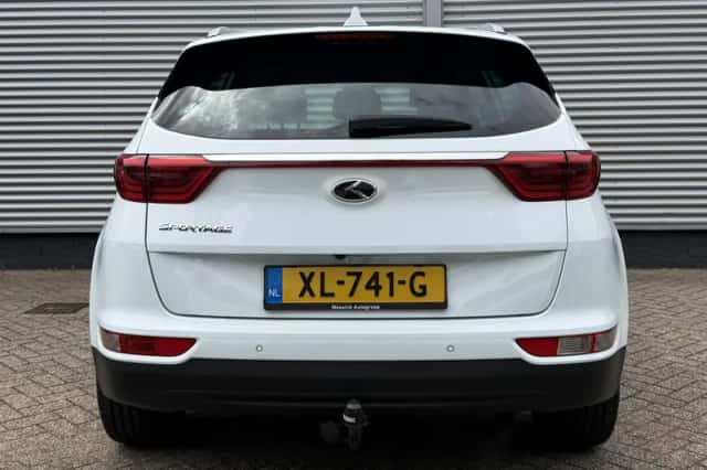 Kia Sportage (2017) thumbnail 4