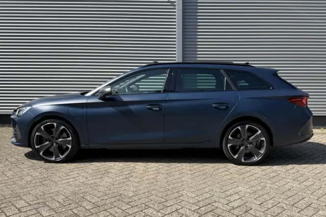 CUPRA Leon Sportstourer (2021) thumbnail 2