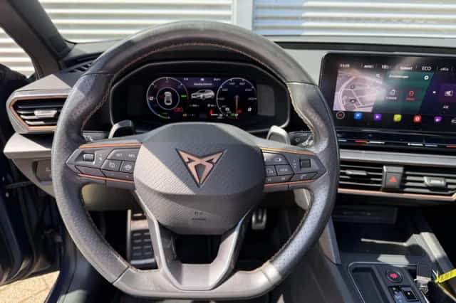 CUPRA Leon Sportstourer (2021) thumbnail 13