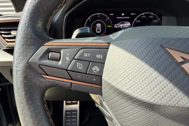 CUPRA Leon Sportstourer (2021) thumbnail 15