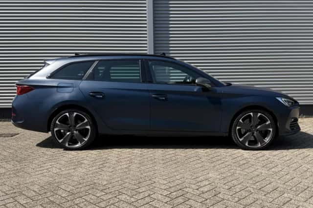 CUPRA Leon Sportstourer (2021) thumbnail 6