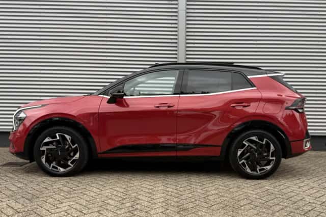 Kia Sportage (2023) thumbnail 2