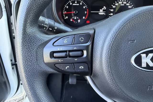 Kia Picanto (2020) thumbnail 11