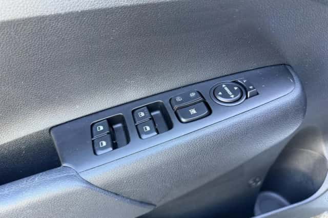 Kia Picanto (2020) thumbnail 20