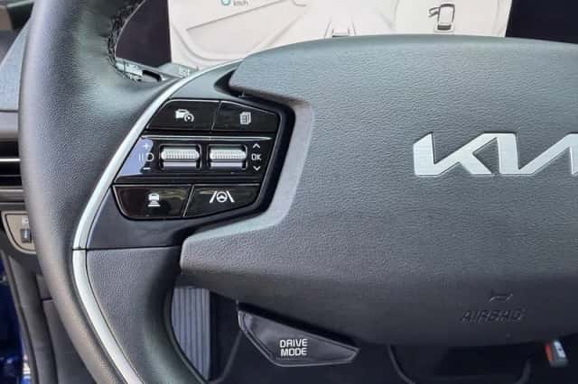 Kia EV6 (2022) thumbnail 16