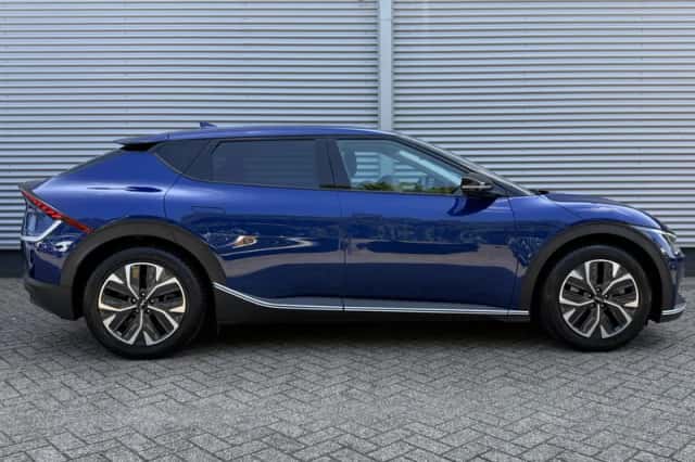 Kia EV6 (2022) thumbnail 7