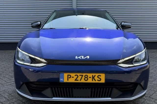 Kia EV6 (2022) thumbnail 9