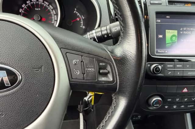 Kia Venga (2017) thumbnail 13