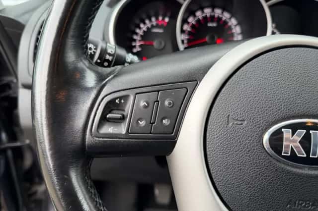 Kia Venga (2017) thumbnail 14