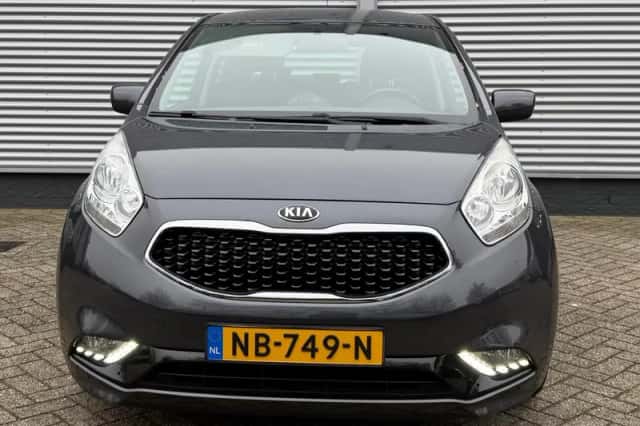 Kia Venga (2017) thumbnail 8