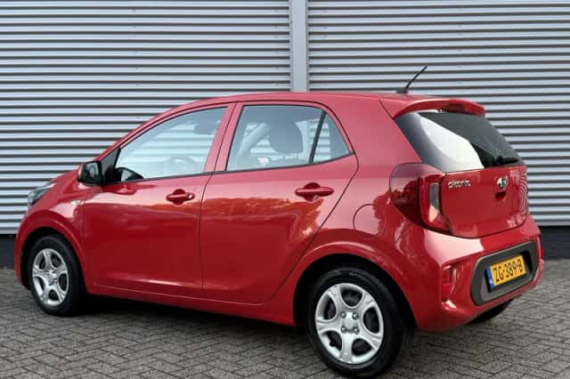 Kia Picanto (2019) thumbnail 3