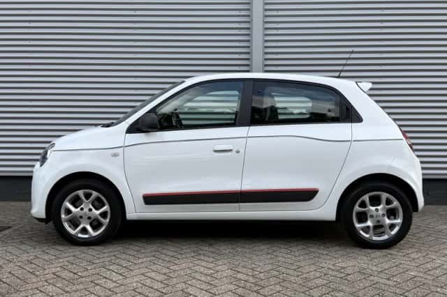 Renault Twingo (2015) thumbnail 2