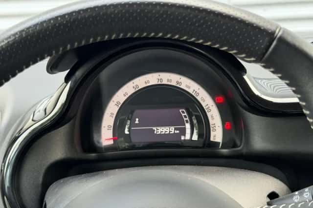 Renault Twingo (2015) thumbnail 13