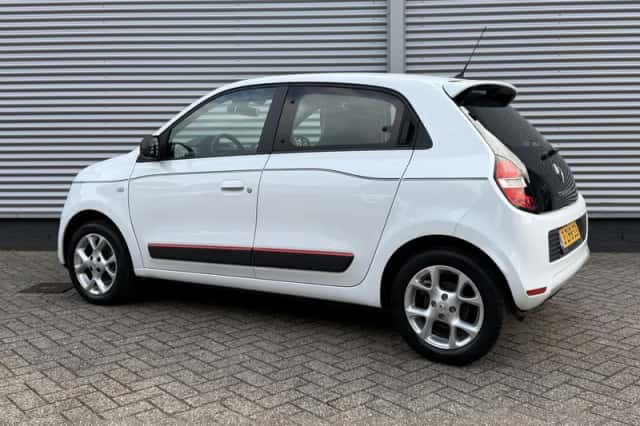 Renault Twingo (2015) thumbnail 3