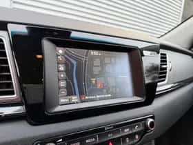 Kia Niro (2016) thumbnail 20
