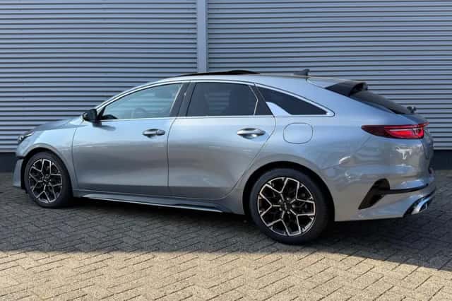 Kia Proceed (2025) thumbnail 3