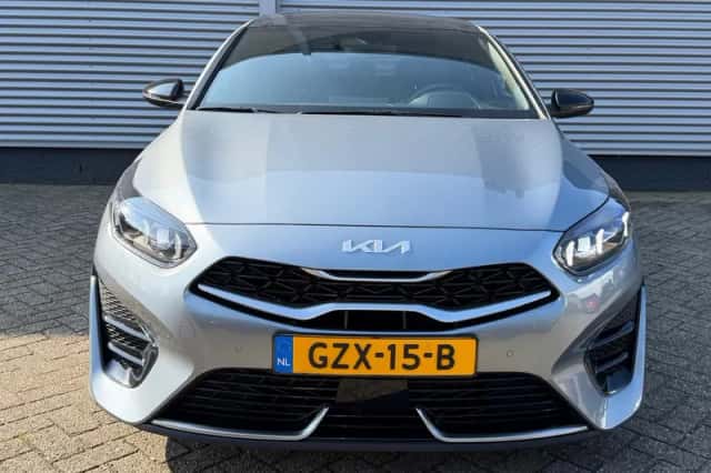 Kia Proceed (2025) thumbnail 8