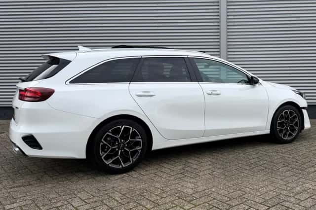 Kia Ceed Sportswagon (2025) thumbnail 5