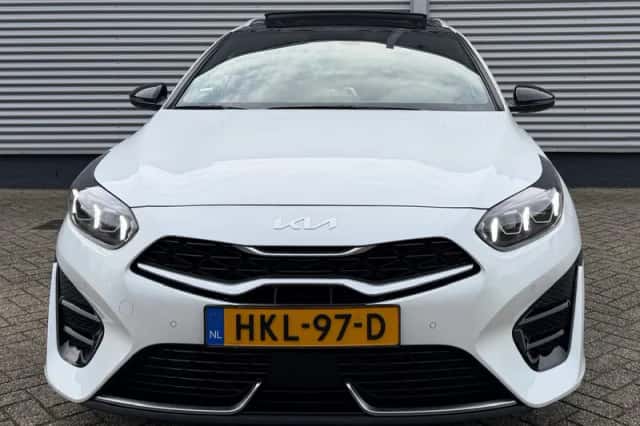 Kia Ceed Sportswagon (2025) thumbnail 8