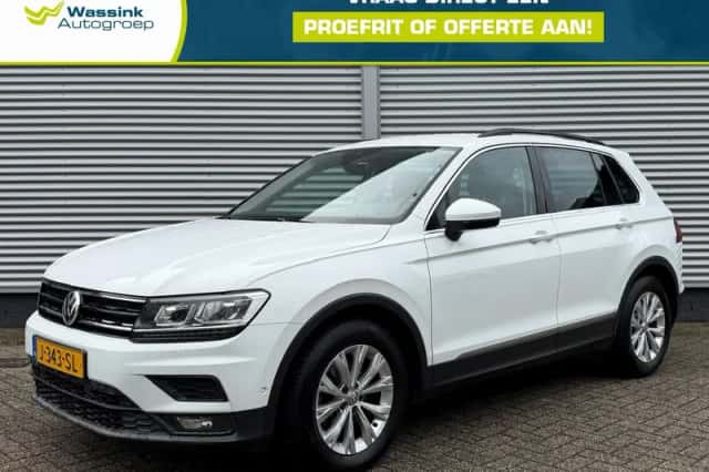 Volkswagen Tiguan (2019) thumbnail 1