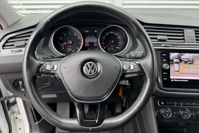 Volkswagen Tiguan (2019) thumbnail 15