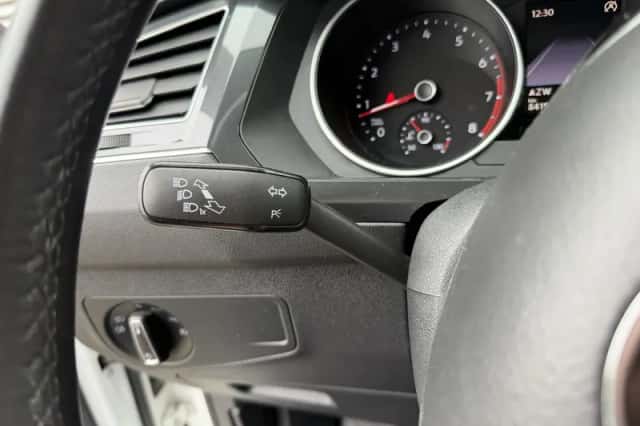 Volkswagen Tiguan (2019) thumbnail 19