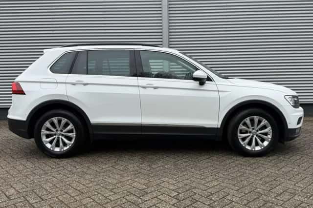 Volkswagen Tiguan (2019) thumbnail 6