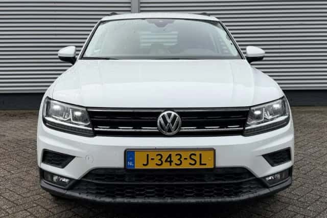 Volkswagen Tiguan (2019) thumbnail 8