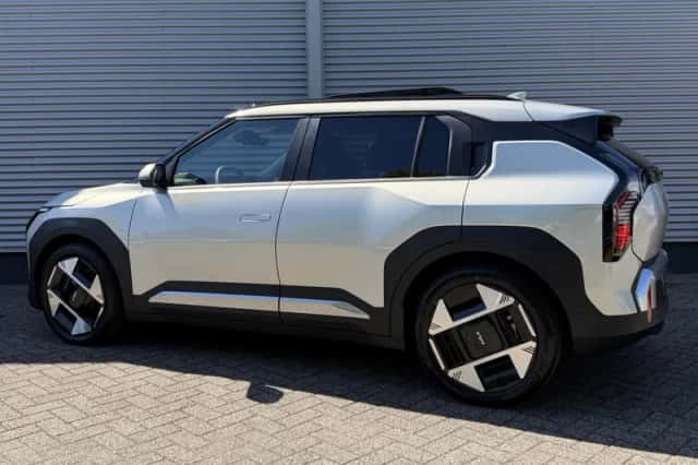 Kia EV3 (2026) thumbnail 3