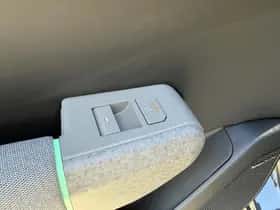 Kia EV4 (2026) thumbnail 24