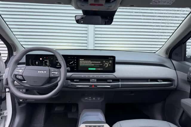 Kia EV3 (2025) thumbnail 15