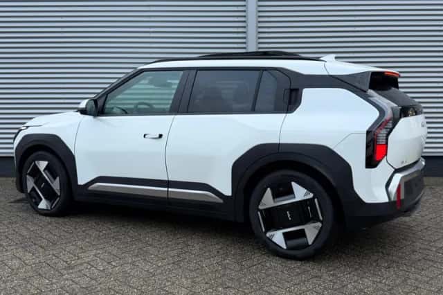 Kia EV3 (2025) thumbnail 3