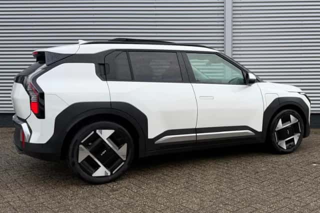 Kia EV3 (2025) thumbnail 5