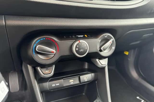 Kia Picanto (2025) thumbnail 25
