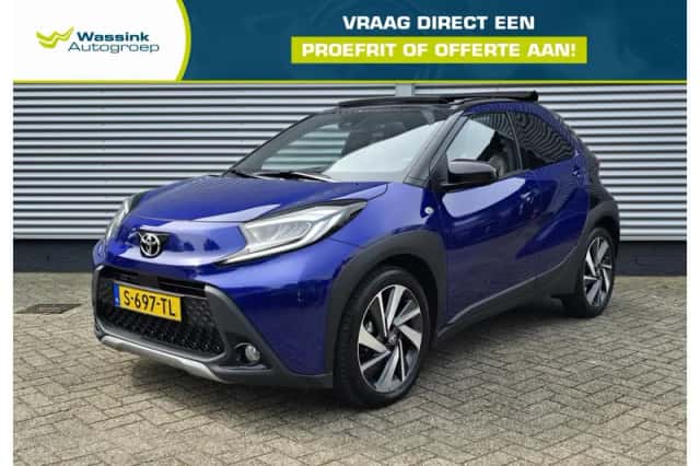Toyota Aygo (2022) thumbnail 1