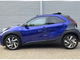 Toyota Aygo (2022) thumbnail 2