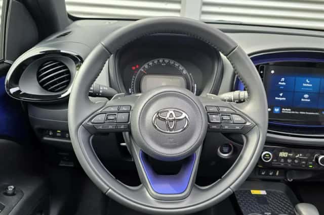 Toyota Aygo (2022) thumbnail 14