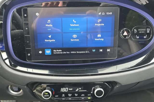 Toyota Aygo (2022) thumbnail 15