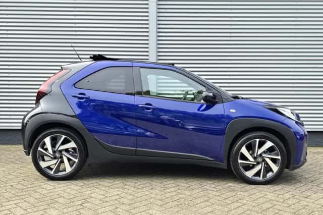 Toyota Aygo (2022) thumbnail 7