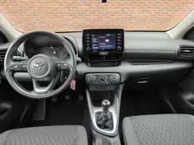 Toyota Yaris (2023) thumbnail 13