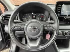 Toyota Yaris (2023) thumbnail 14