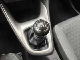 Toyota Yaris (2023) thumbnail 22