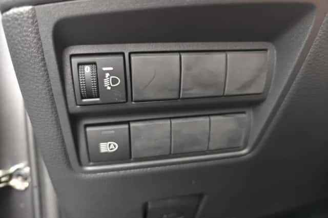 Toyota Yaris (2023) thumbnail 24