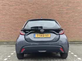 Toyota Yaris (2023) thumbnail 5