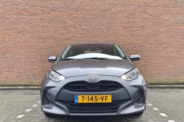 Toyota Yaris (2023) thumbnail 8