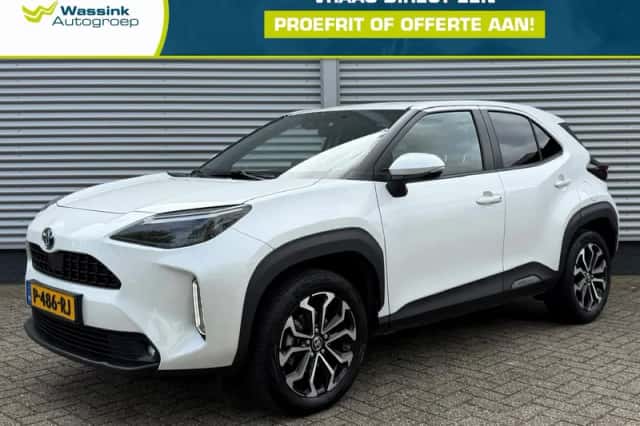 Toyota Yaris Cross (2022) thumbnail 1
