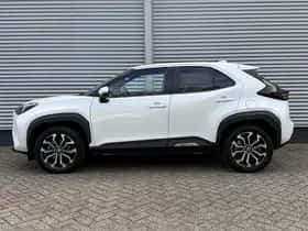 Toyota Yaris Cross (2022) thumbnail 2